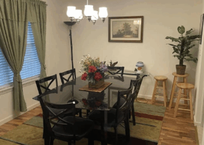 rental property dining room